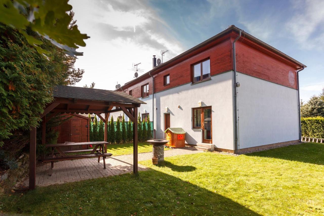 Vila Kubik Lipno Lipno nad Vltavou Exterior foto